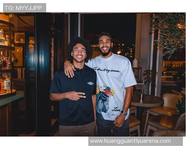 塔图姆担任运营总监向杜克队员传达支持与关怀信息